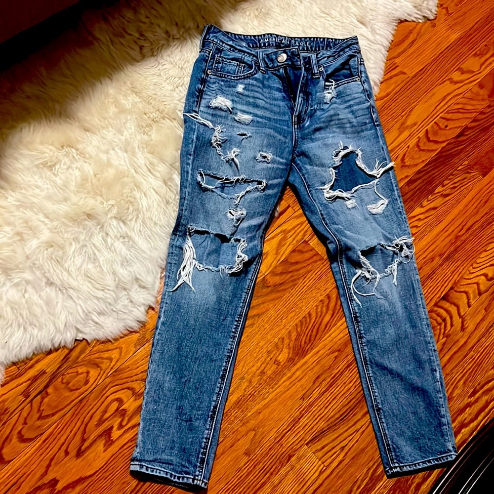 American Eagle high rise tom girl jeans